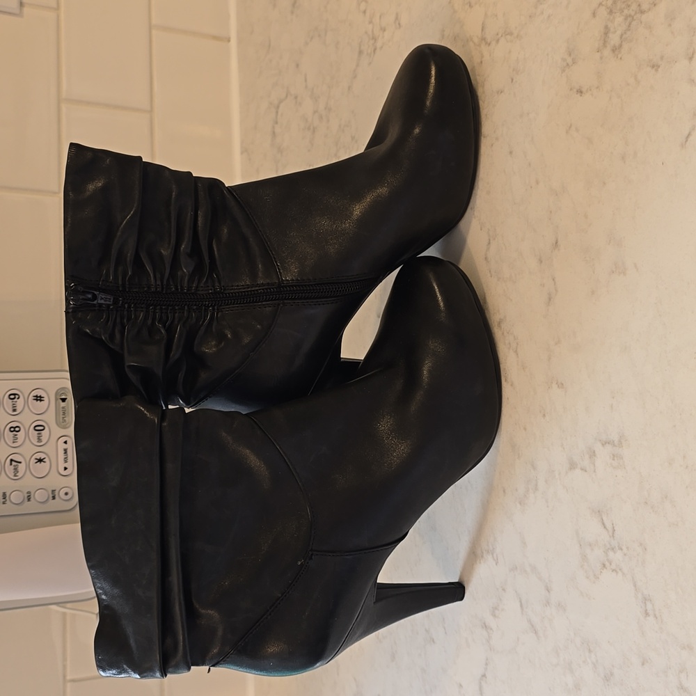 Worthington Leather Boots 8